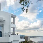 Monte Smith Luxury Villa *