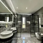 Monte Smith Luxury Villa
