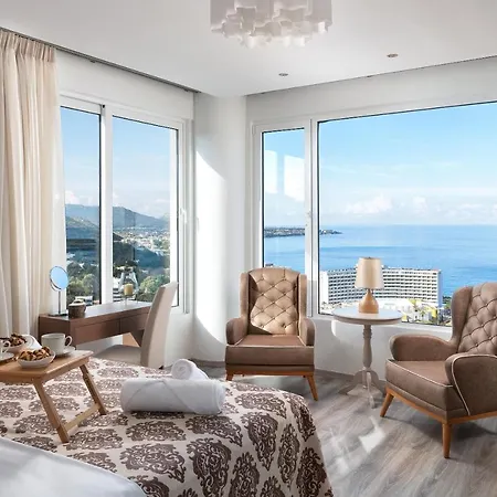 Monte Smith Luxury Villa *