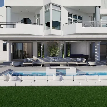 Monte Smith Luxury