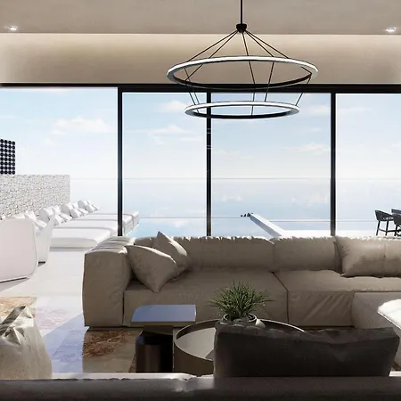 Monte Smith Luxury Villa