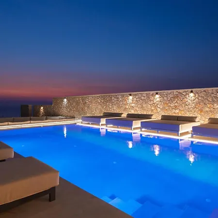Monte Smith Luxury *