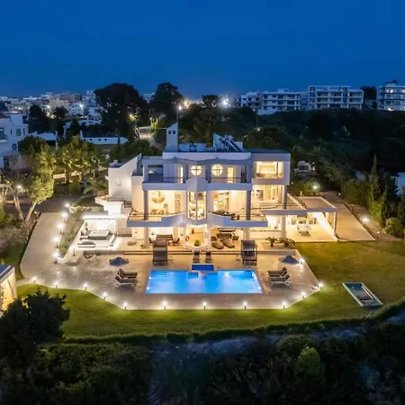 Monte Smith Luxury فيلة *